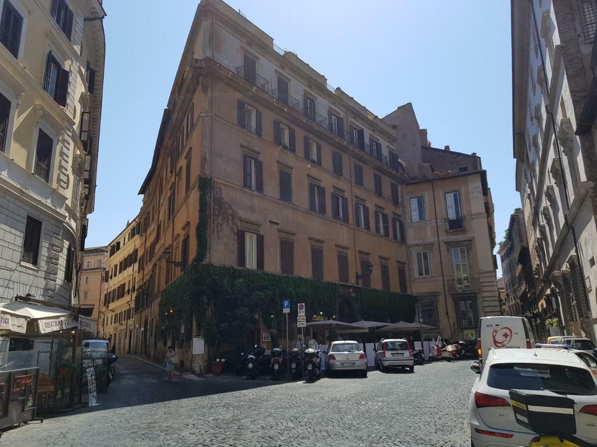 Pantheon Navona Rom